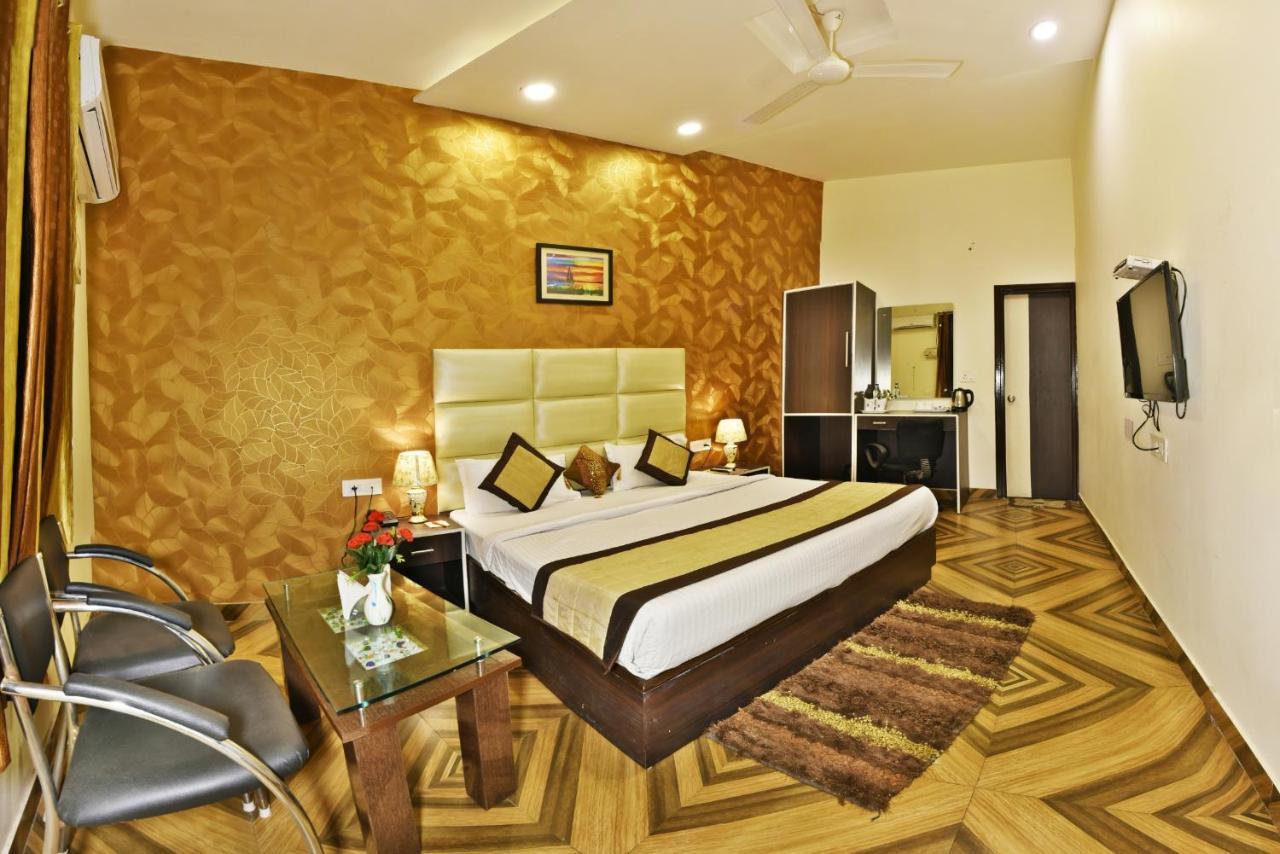 Hotel Hk Continental Amritsar Exterior foto